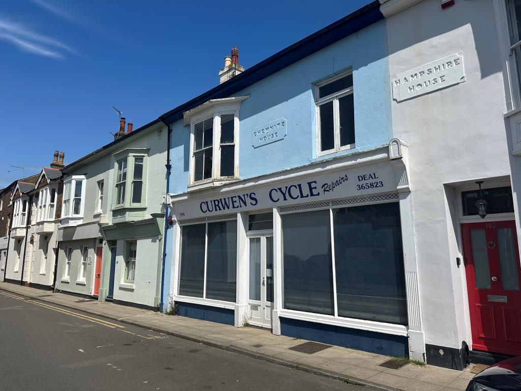 Lot: 65 - PLANNING FOR RESIDENTIAL CONVERSION IN DESIRABLE LOCATION - View of terrace of properties